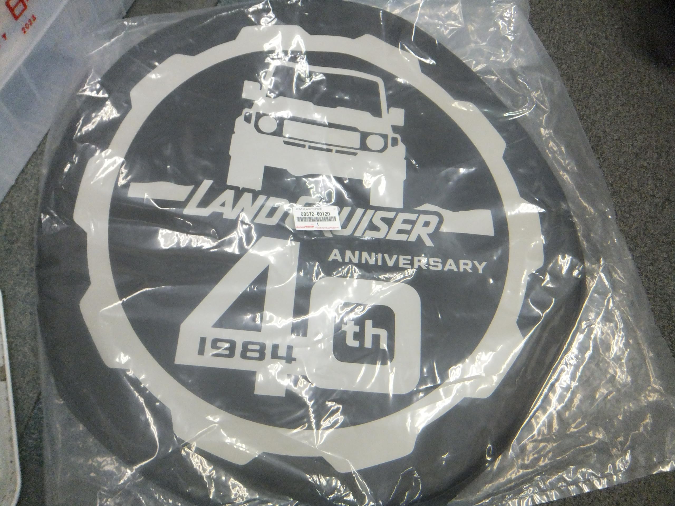 ランドクルーザー70 背面タイヤカバー 40周年記念 スペアタイヤ カバー Amazon | トヨタ向け ランドクルーザー70 40周年 スペアタイヤカバー